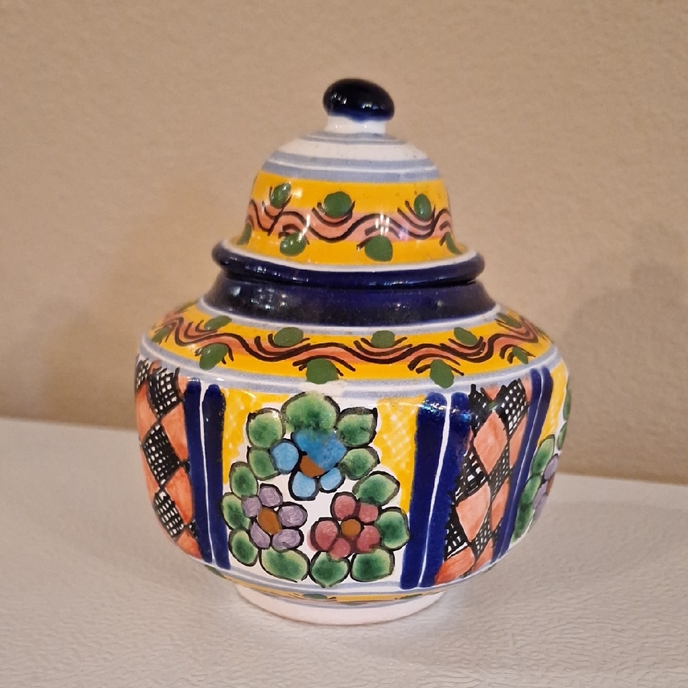 Vintage Talavera Covered Trinket Dish Artist Signed Armando Mexico